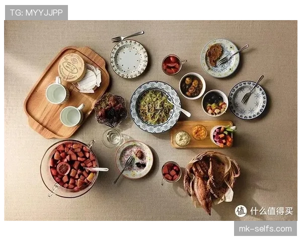 常园到底啥背景?有人说他连吃顿普通外卖都讲究得像大明星似的… 常园到底啥背景?有人说他连吃顿普通外卖都讲究得像大明星似的…