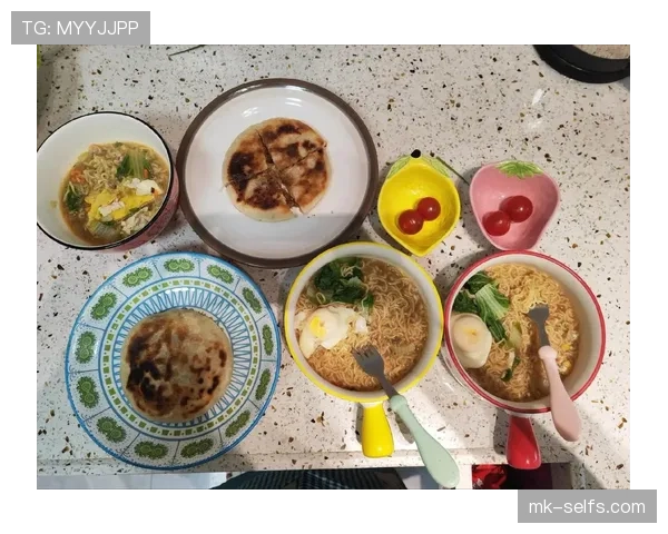 梅威瑟又发豪宅早餐照,我这碗泡面都不好意思吞了 梅威瑟又发豪宅早餐照,我这碗泡面都不好意思吞了